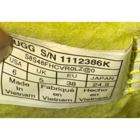 UGG Womens 6 Classic Clear Boots Waterproof Outdoor Cool Weather Casual Cozy - Picture 7 of 10